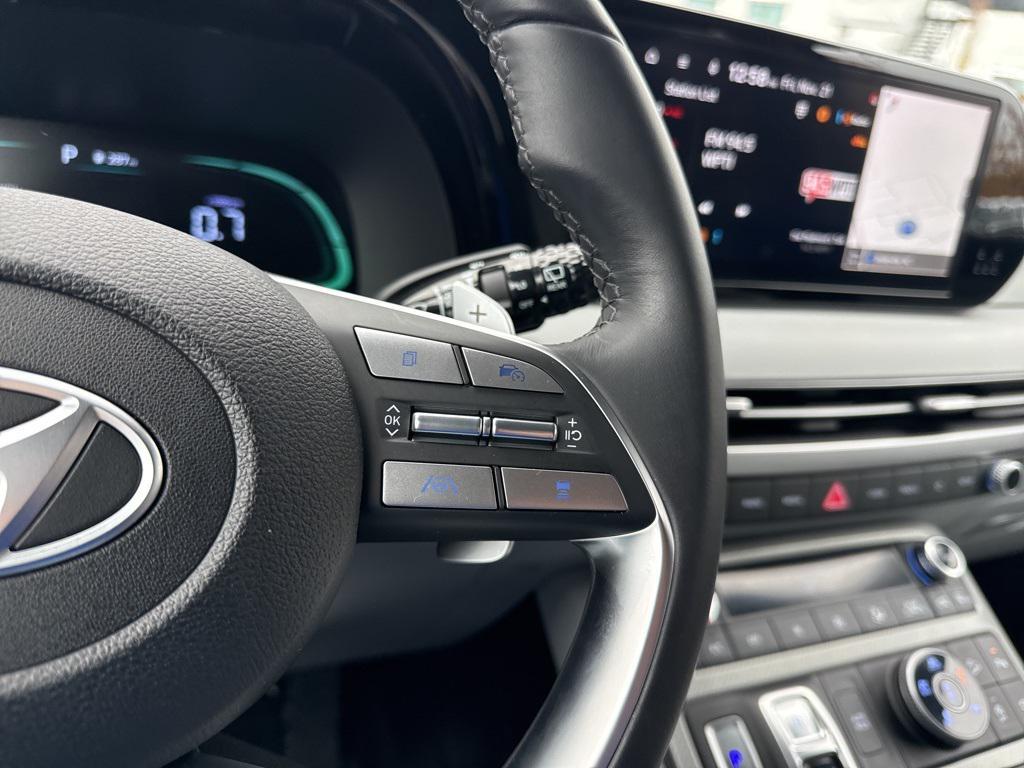 used 2025 Hyundai Palisade car, priced at $34,890