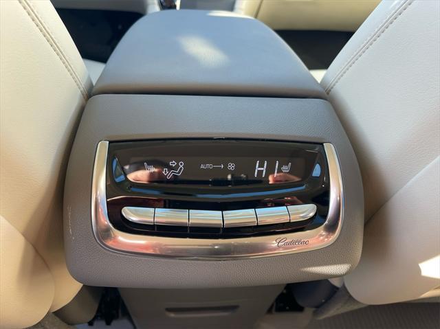 used 2024 Cadillac XT6 car, priced at $46,325