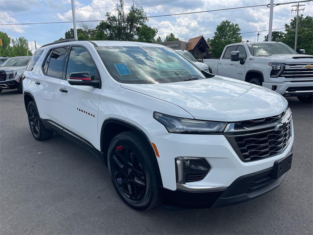 used 2023 Chevrolet Traverse car, priced at $41,978