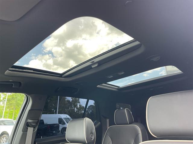 used 2023 Chevrolet Traverse car, priced at $43,280