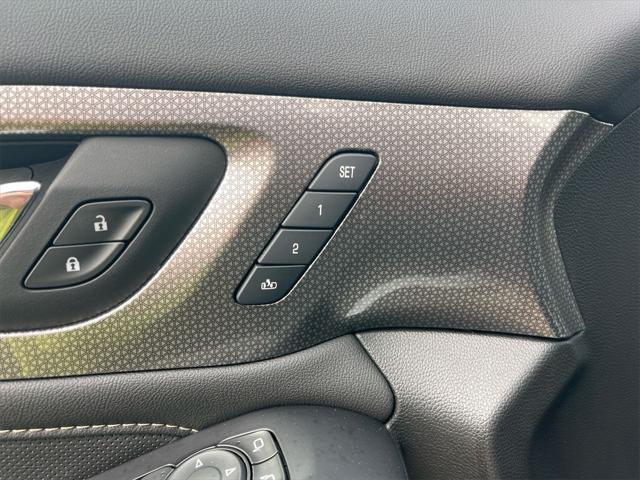 used 2023 Chevrolet Traverse car, priced at $43,280