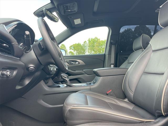 used 2023 Chevrolet Traverse car, priced at $43,280