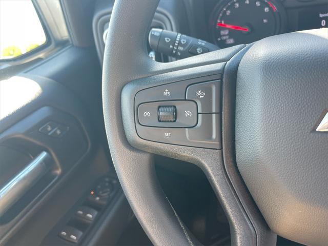 new 2025 Chevrolet Silverado 1500 car, priced at $42,995