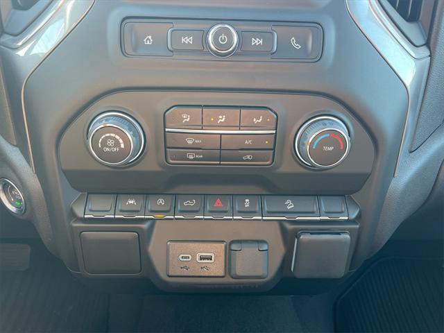 new 2025 Chevrolet Silverado 1500 car, priced at $42,995