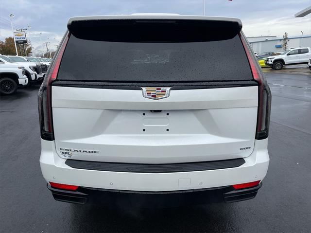 used 2023 Cadillac Escalade ESV car, priced at $75,880