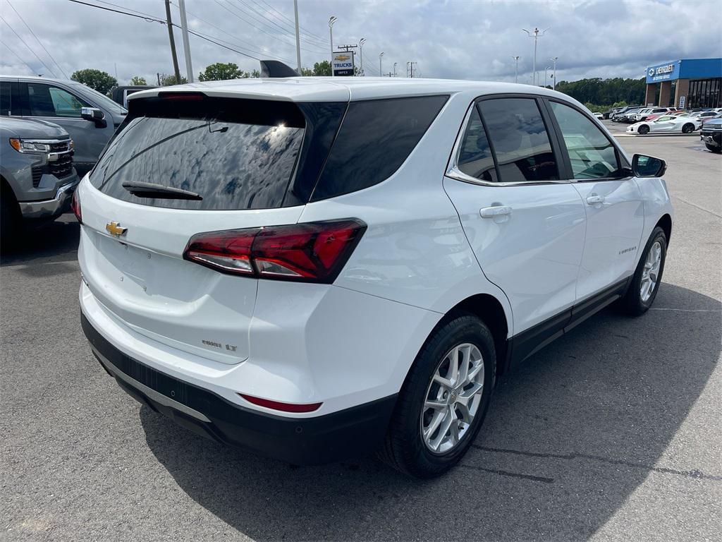 used 2024 Chevrolet Equinox car, priced at $24,457