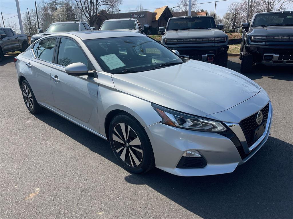 used 2022 Nissan Altima car, priced at $20,480