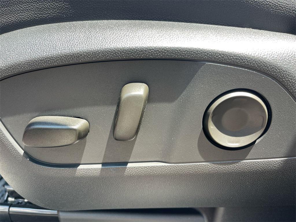 used 2024 Chevrolet Traverse car, priced at $52,560