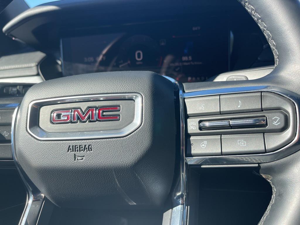 used 2025 GMC Acadia car, priced at $34,550