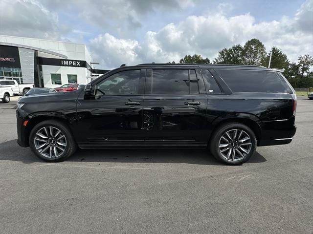 used 2022 Cadillac Escalade ESV car, priced at $71,550