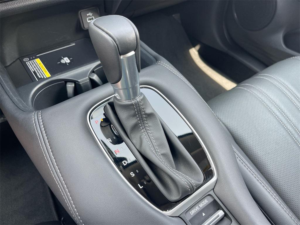 used 2025 Honda HR-V car, priced at $28,950