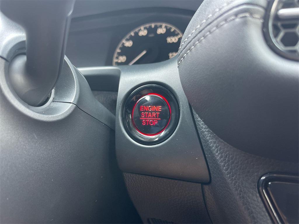 used 2025 Honda HR-V car, priced at $28,950
