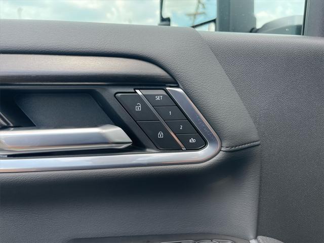 new 2025 GMC Sierra 3500 car, priced at $79,995