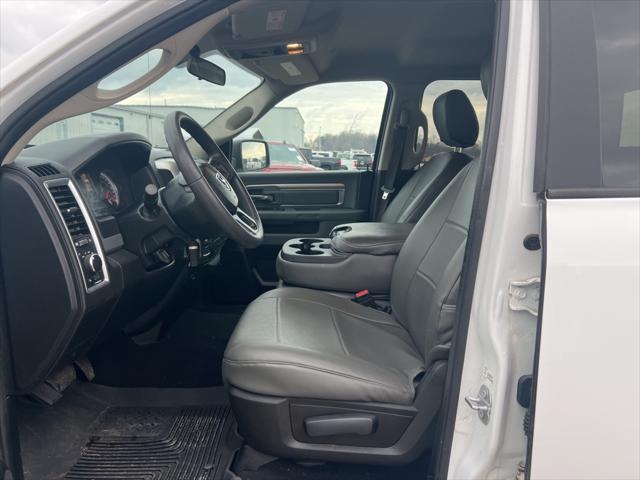 used 2020 Ram 1500 Classic car, priced at $25,890