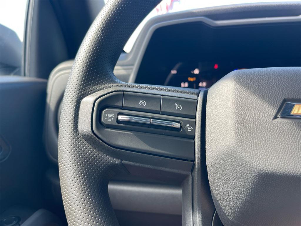 new 2026 Chevrolet Colorado car, priced at $35,995
