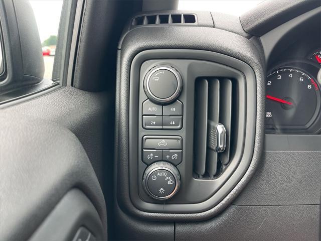new 2025 Chevrolet Silverado 1500 car, priced at $43,995
