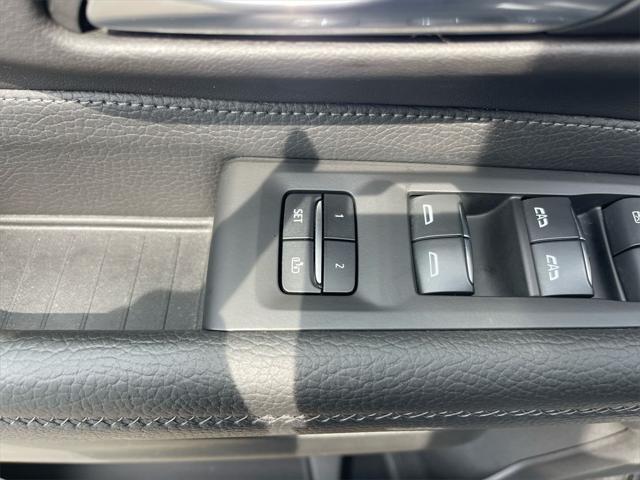 used 2022 GMC Yukon car