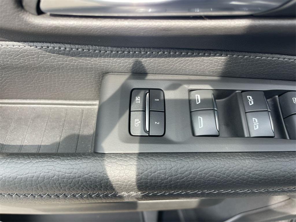 used 2022 GMC Yukon car, priced at $55,300