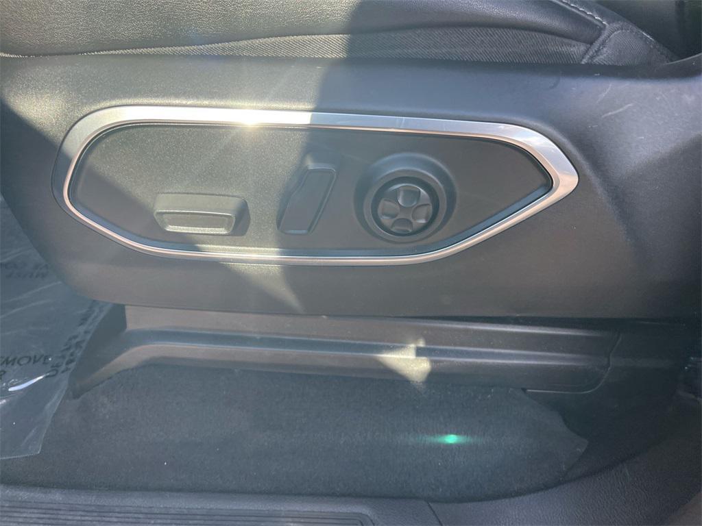 used 2023 Jeep Wagoneer car, priced at $49,850