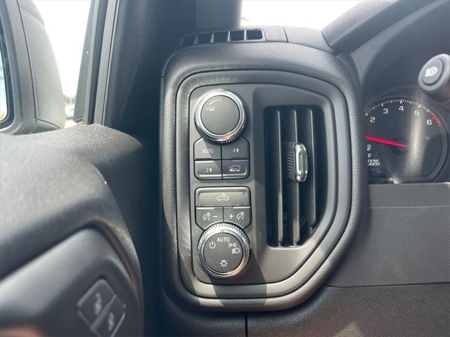 new 2025 GMC Sierra 1500 car, priced at $46,920