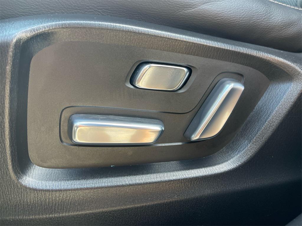 used 2023 Mazda CX-9 car, priced at $28,059