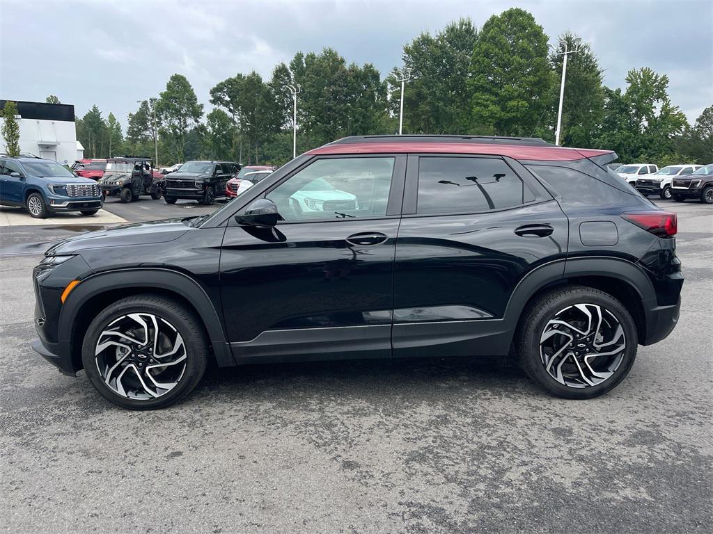 used 2025 Chevrolet TrailBlazer car, priced at $27,611