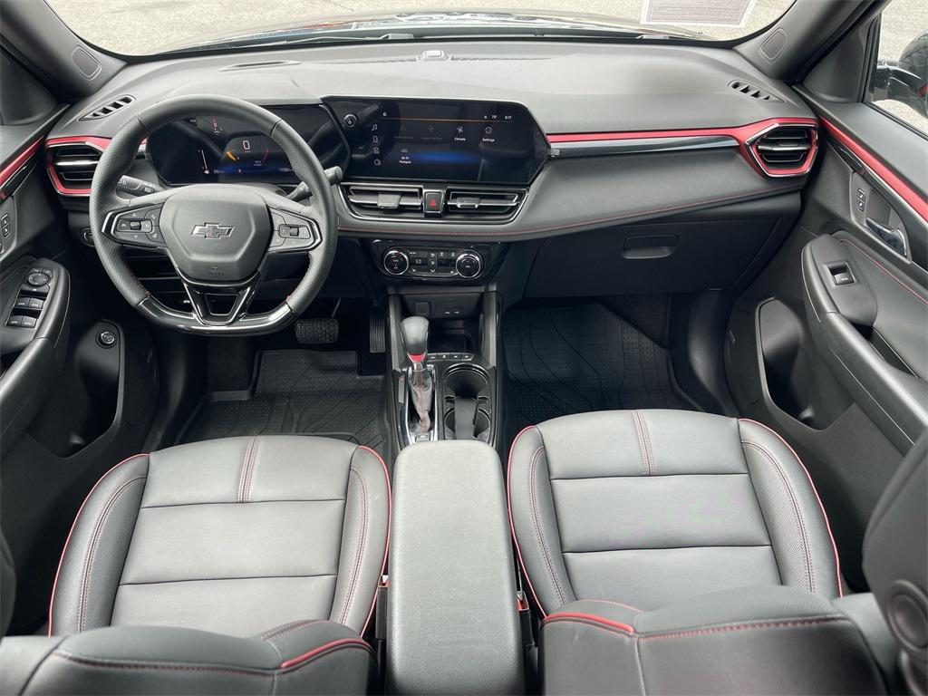 used 2025 Chevrolet TrailBlazer car, priced at $27,611
