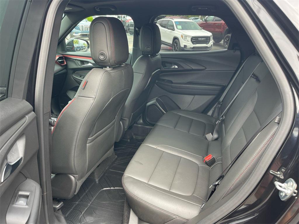 used 2025 Chevrolet TrailBlazer car, priced at $27,611