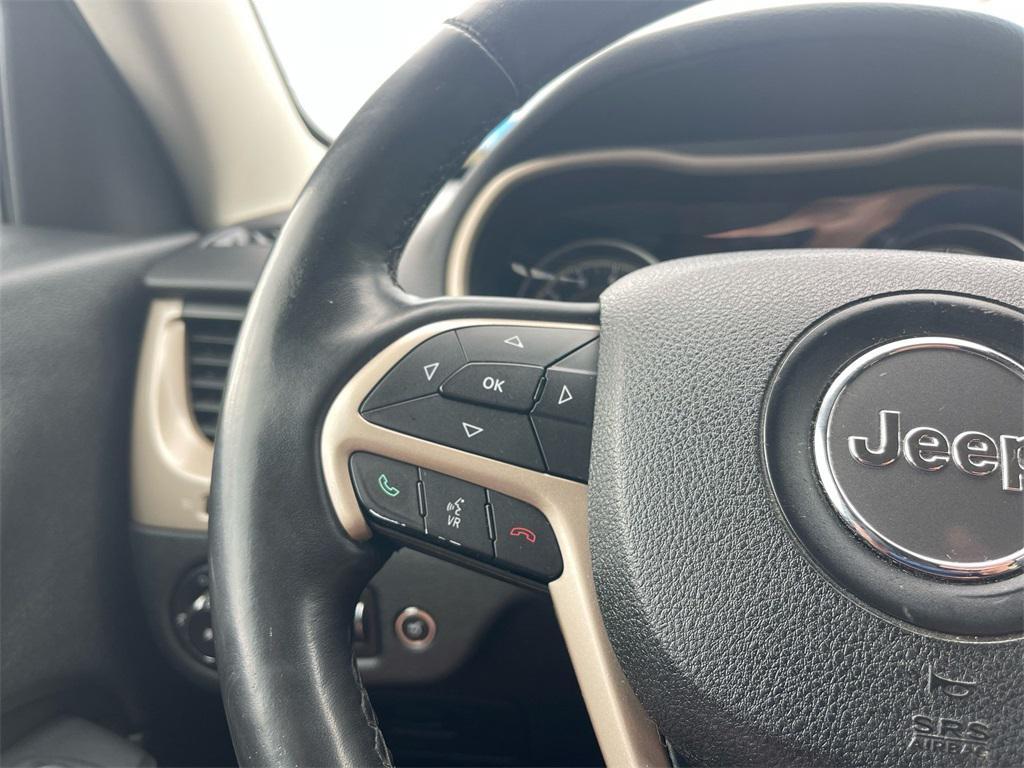 used 2016 Jeep Cherokee car, priced at $10,940