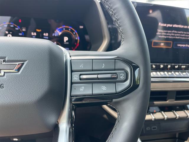 new 2025 Chevrolet Colorado car, priced at $38,995