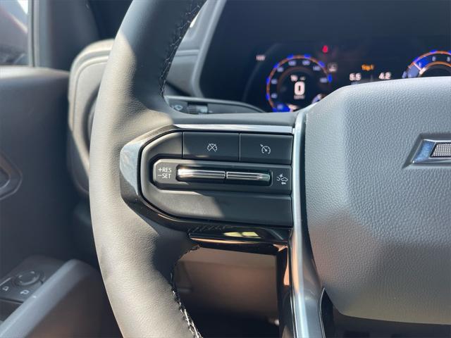 new 2025 Chevrolet Colorado car, priced at $38,995