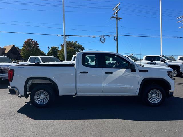 used 2023 GMC Sierra 1500 car, priced at $40,300