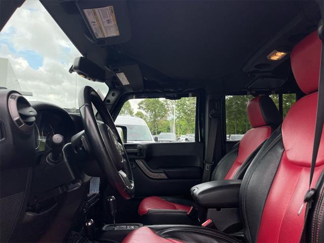 used 2015 Jeep Wrangler Unlimited car, priced at $12,950