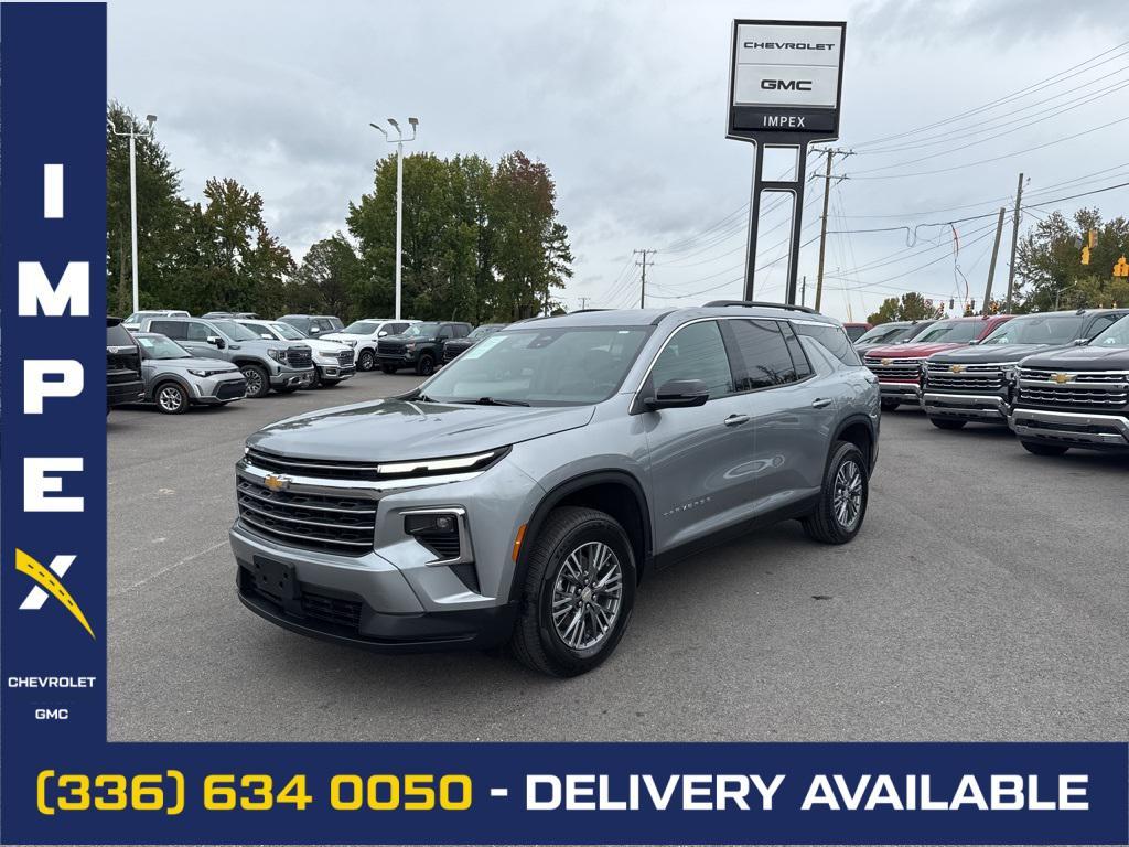 used 2025 Chevrolet Traverse car, priced at $35,050