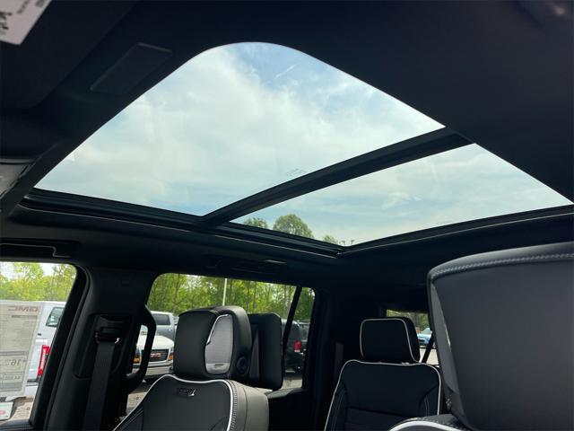 new 2025 GMC Yukon XL car, priced at $103,885