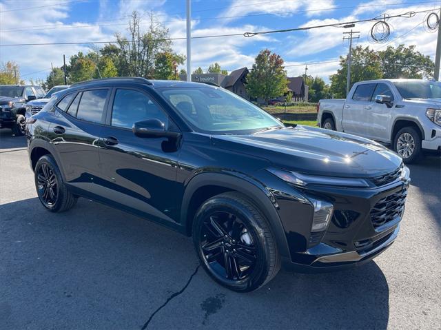 new 2025 Chevrolet Trax car, priced at $26,290