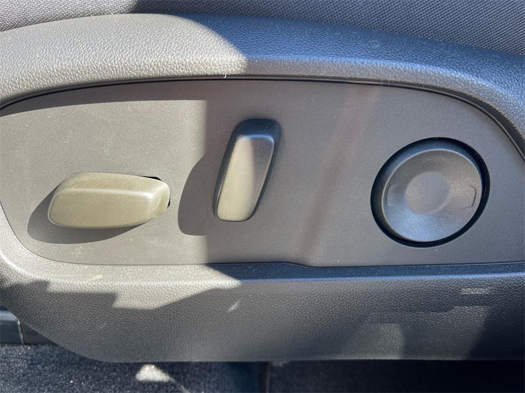 new 2025 GMC Terrain car, priced at $35,995