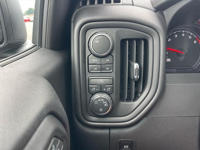 new 2025 Chevrolet Silverado 1500 car, priced at $42,695