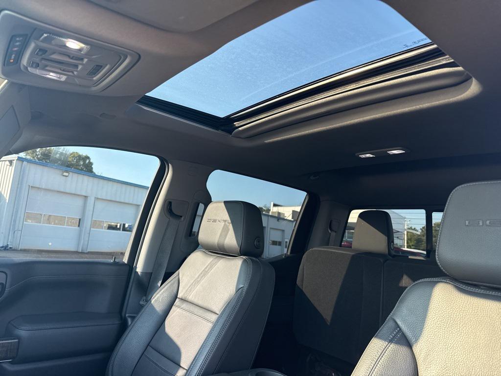 used 2020 GMC Sierra 1500 car, priced at $45,250