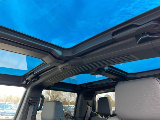 new 2025 GMC HUMMER EV Pickup car, priced at $106,995