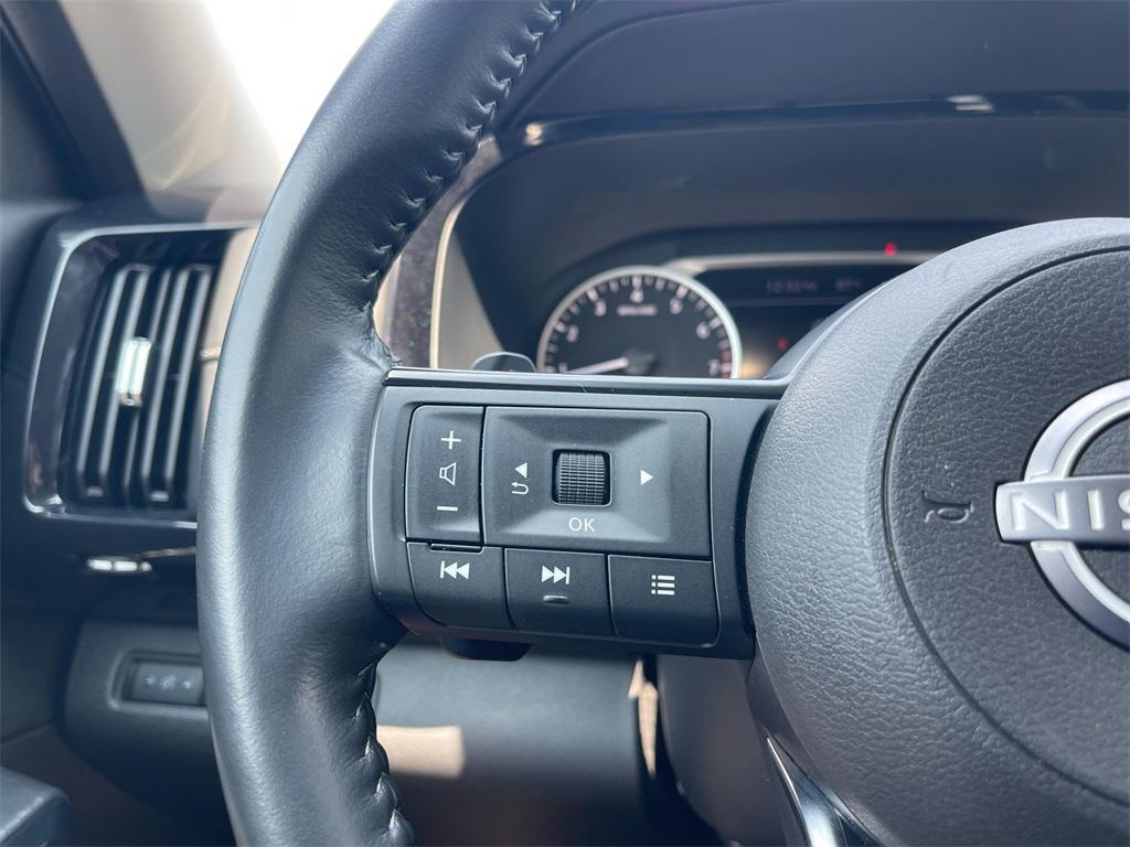 used 2024 Nissan Pathfinder car, priced at $34,550