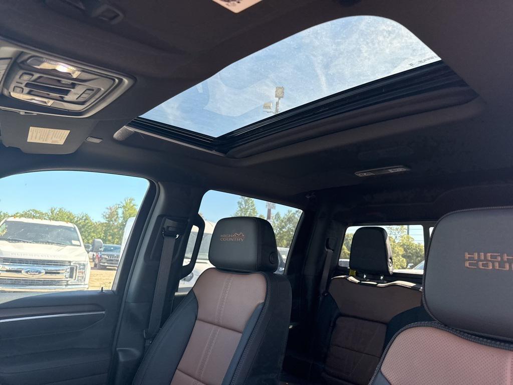 used 2025 Chevrolet Silverado 1500 car, priced at $62,890