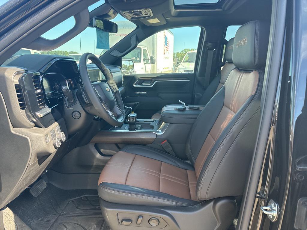 used 2025 Chevrolet Silverado 1500 car, priced at $62,890