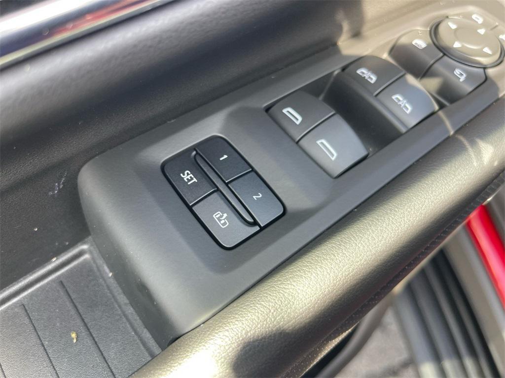 used 2022 GMC Yukon car, priced at $56,780