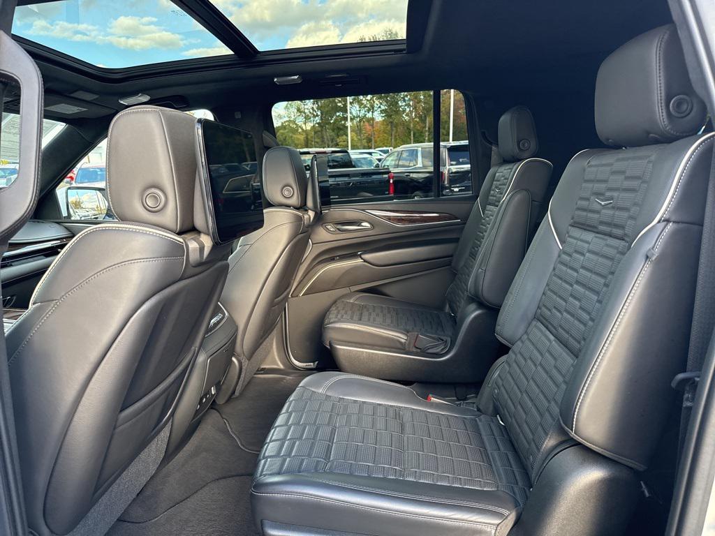used 2021 Cadillac Escalade ESV car, priced at $70,700