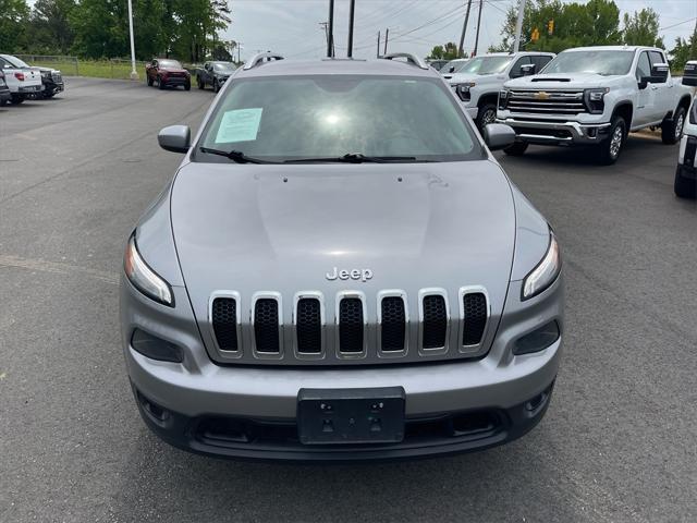 used 2018 Jeep Cherokee car