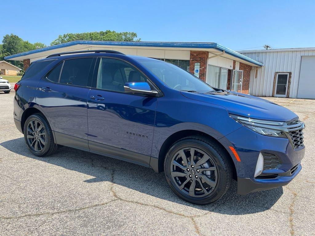 new 2023 Chevrolet Equinox car, priced at $30,330