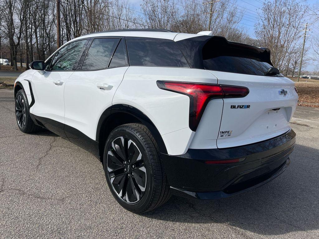 new 2024 Chevrolet Blazer EV car