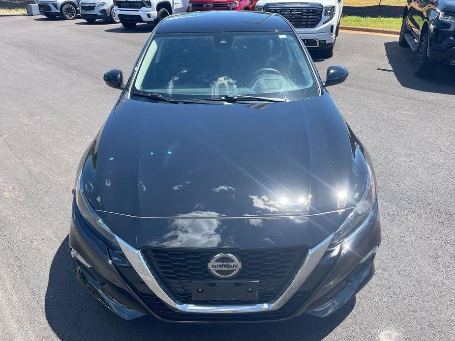 used 2022 Nissan Altima car, priced at $18,900