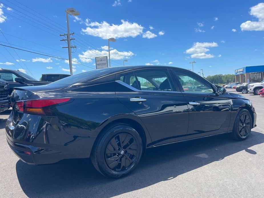 used 2022 Nissan Altima car, priced at $18,900